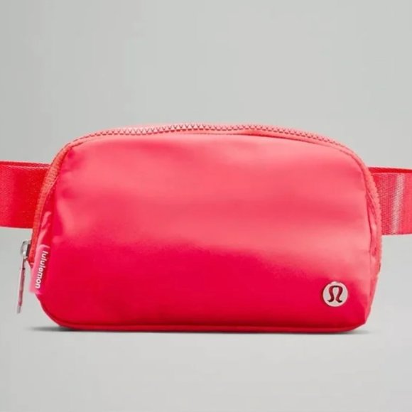 NWT Lululemon Athletica Everywhere Belt Bag - Pale Raspberry (PLBR) - Picture 1 of 5